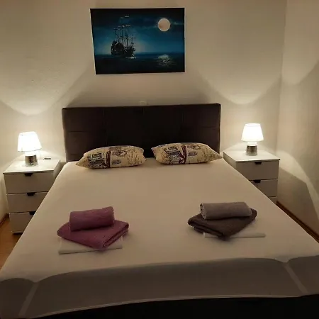 Apartment Domane Mario Neum
