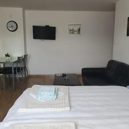 Apartment Domane Mario Neum